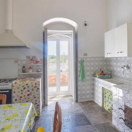 Gorgeous In With Kitchen